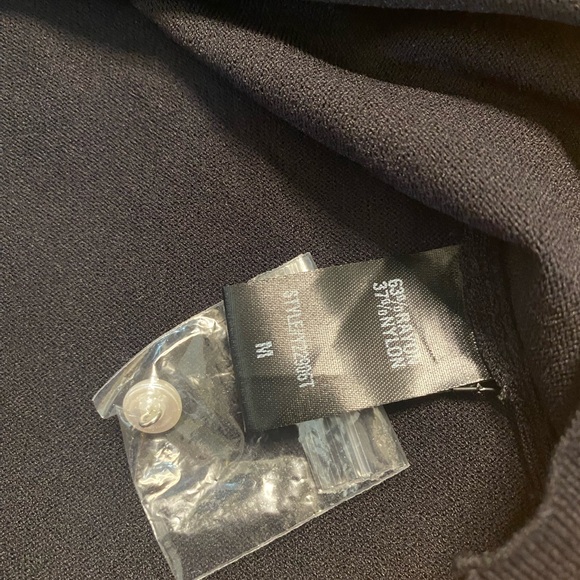 Pomadener Place black 3/4 sleeve dress - size m - Picture 9 of 9